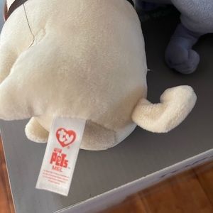 The Secret Life of Pets TY toys.  Mel and Chloe.  New material only.  Loved.